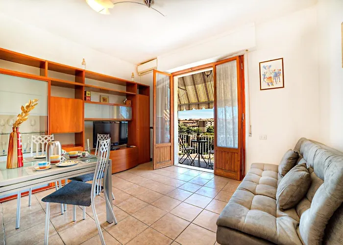 The Nest-Apartment A Stone\'S Throw From The Center